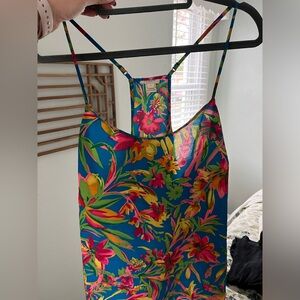 Stunning Top!